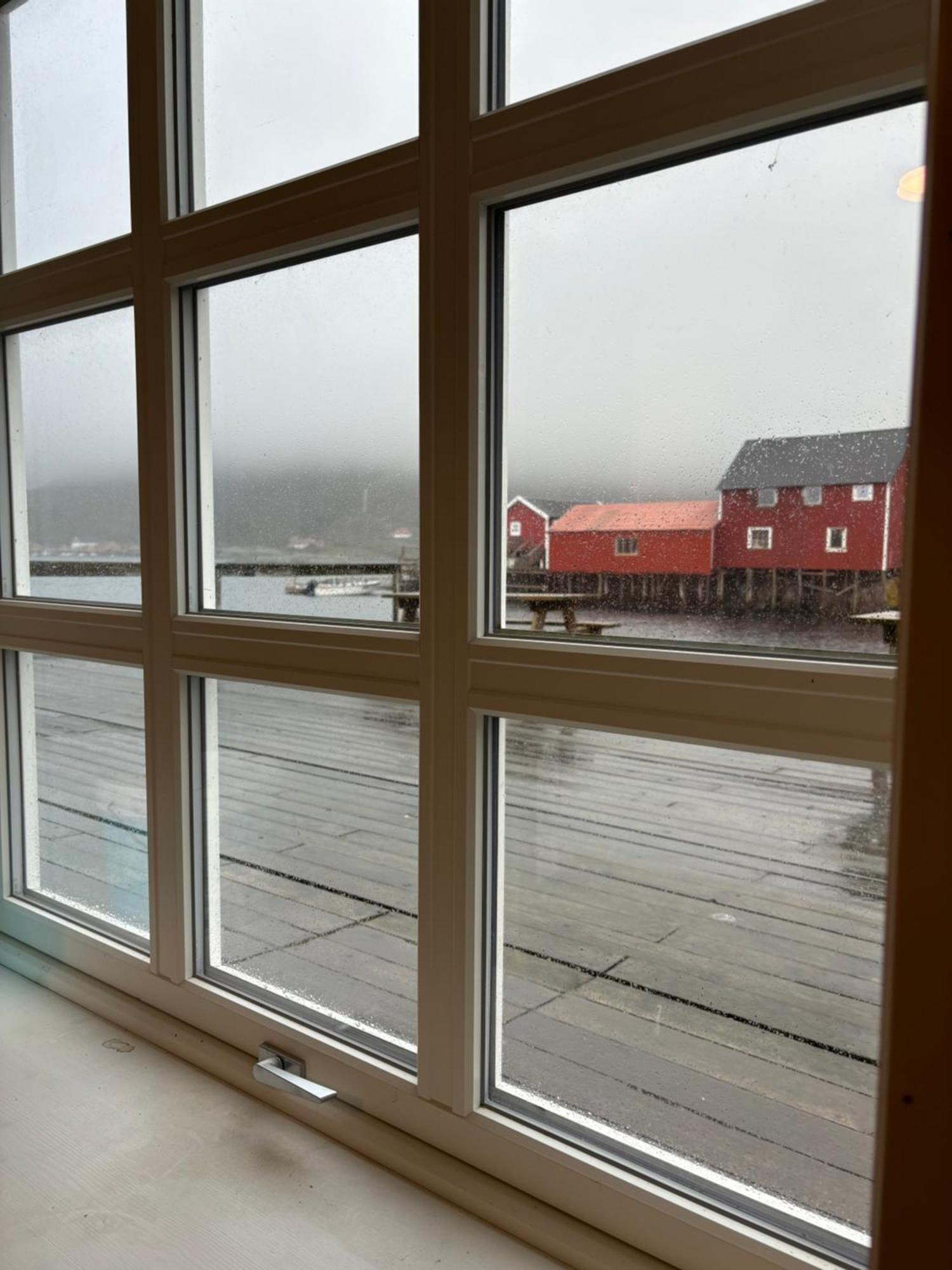 Buodden Rorbuer - Fisherman Cabins Sorvagen Luaran gambar