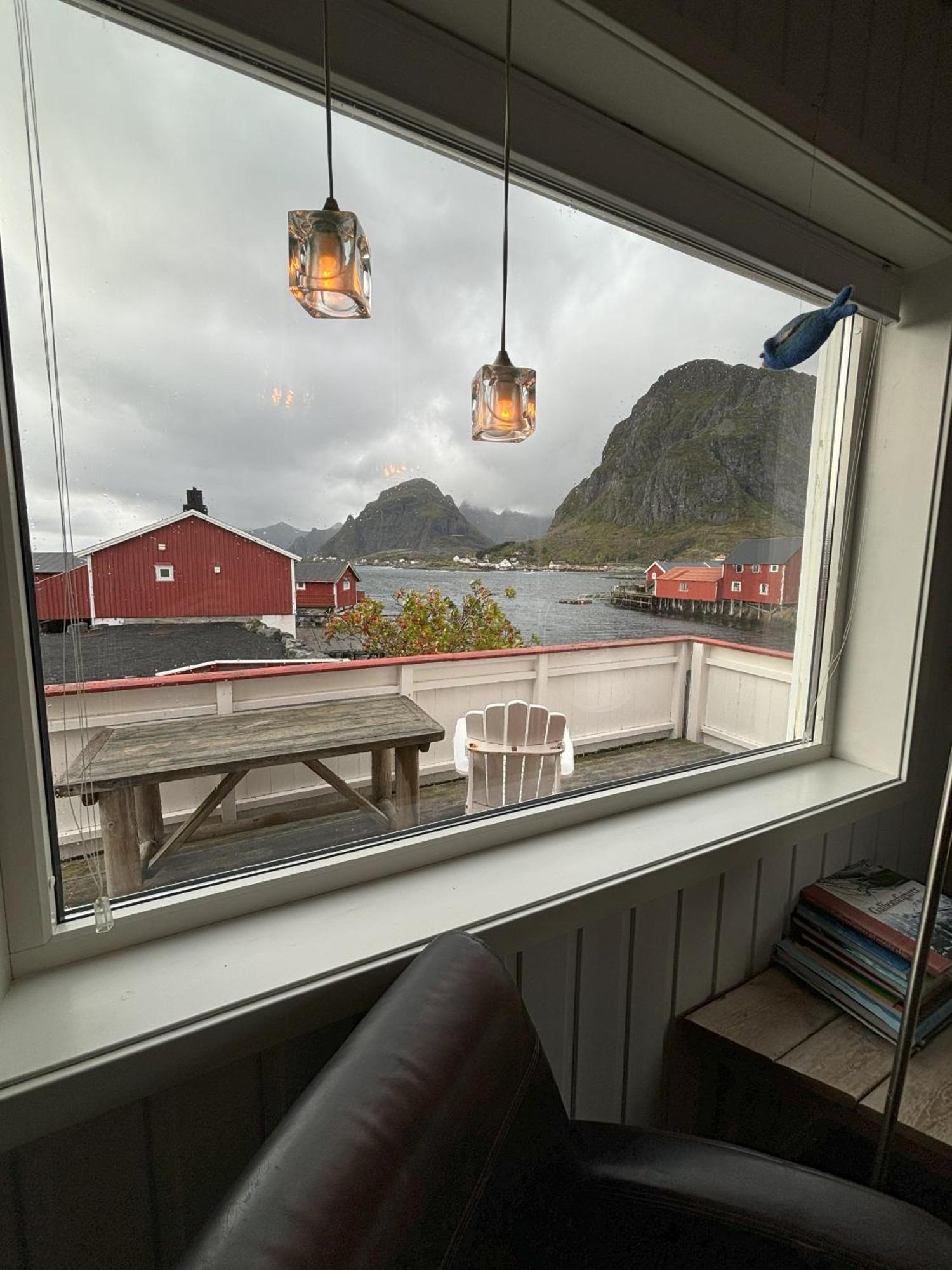 Buodden Rorbuer - Fisherman Cabins Sorvagen Luaran gambar