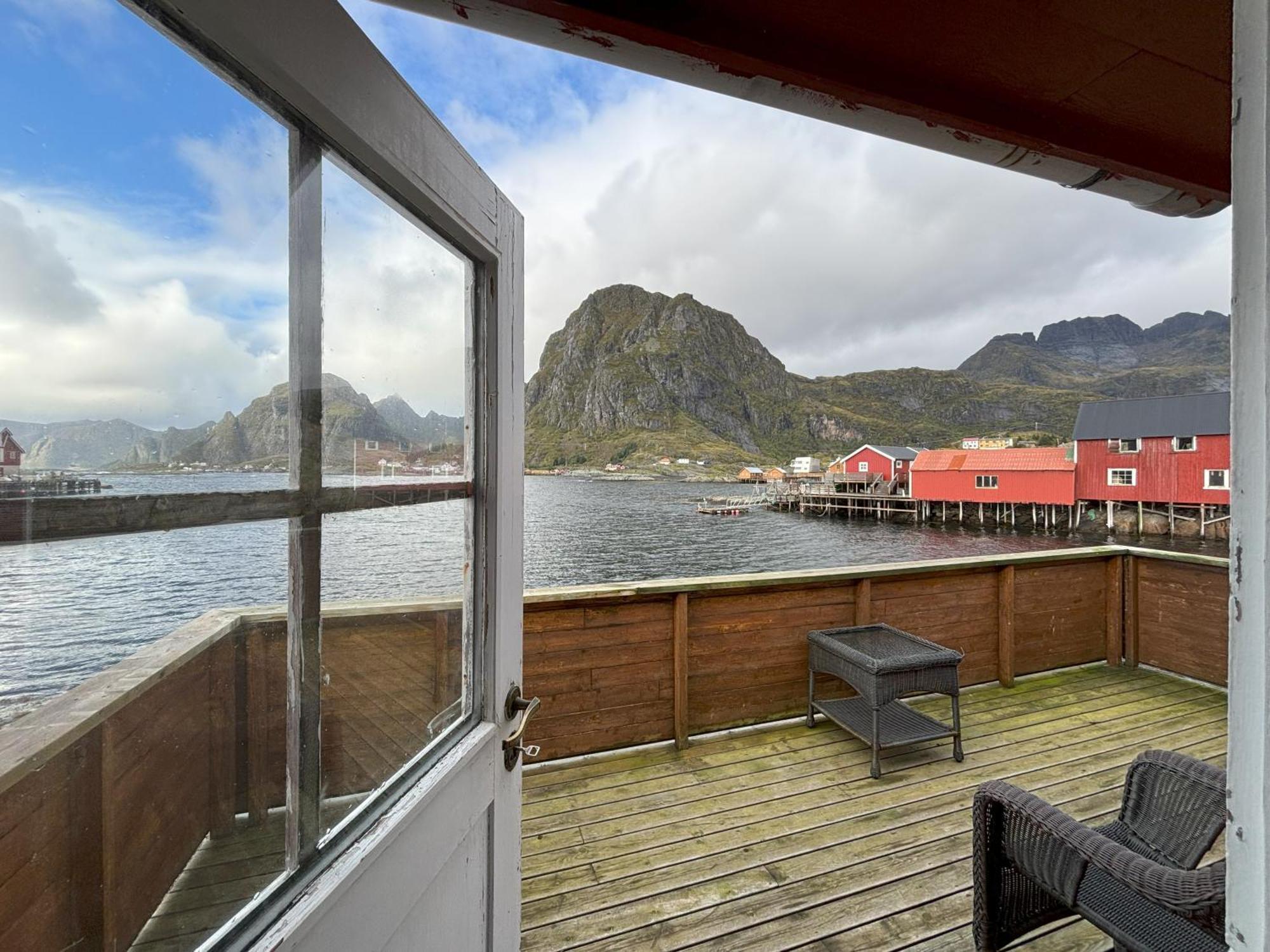 Buodden Rorbuer - Fisherman Cabins Sorvagen Luaran gambar